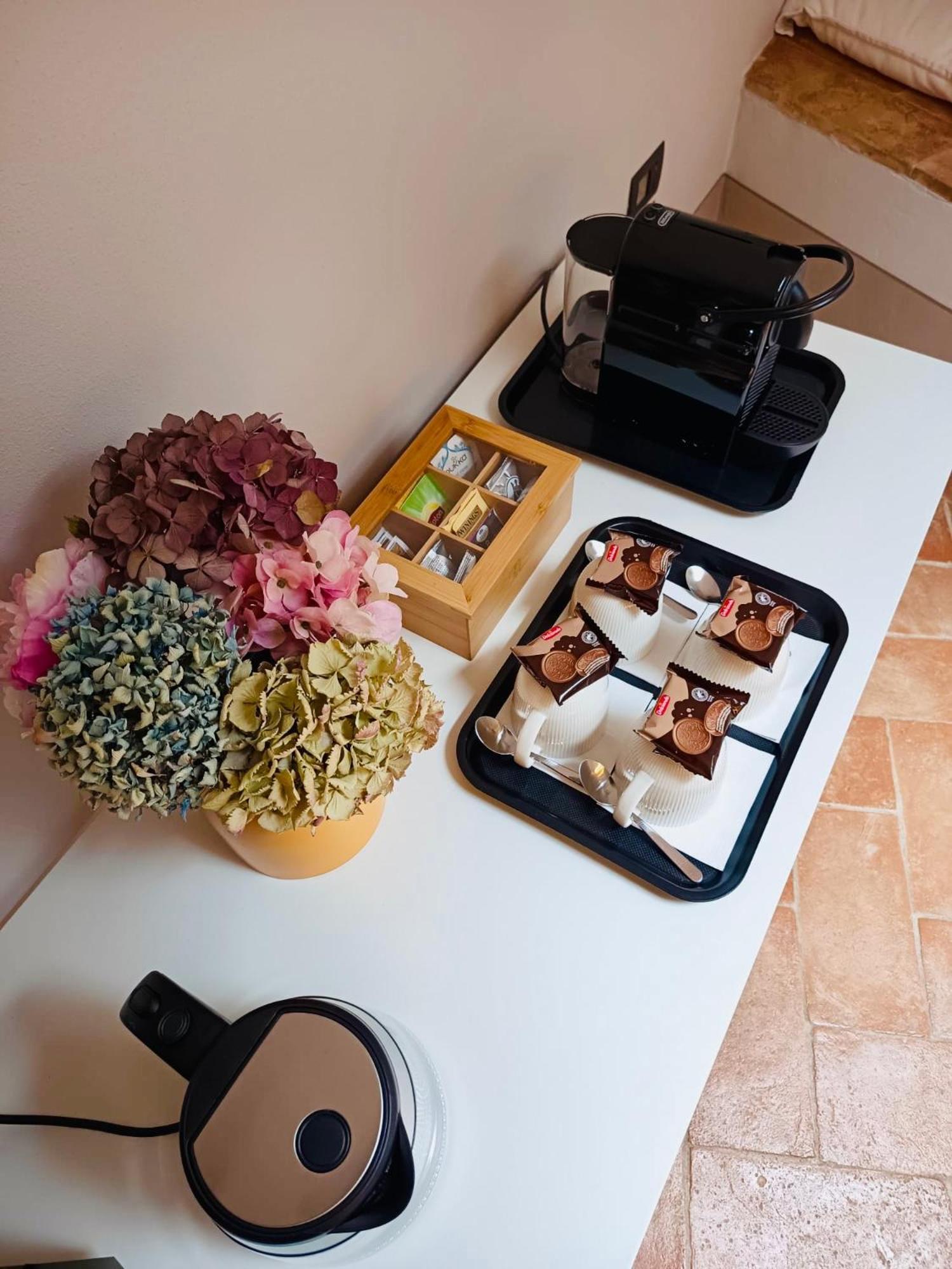 Dimora Dell'Erbe Rooms Montepulciano Stazione Rum bild