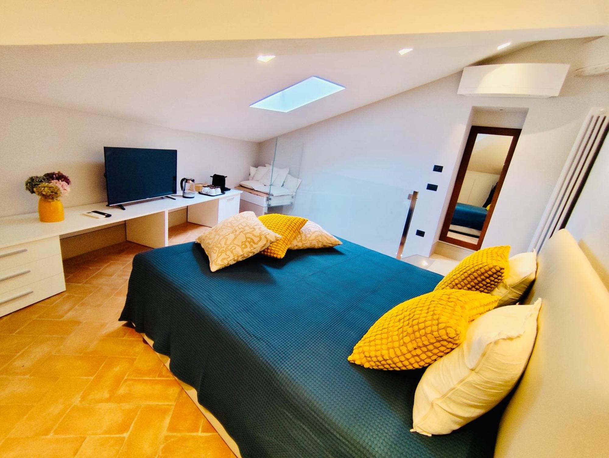 Dimora Dell'Erbe Rooms Montepulciano Stazione Rum bild