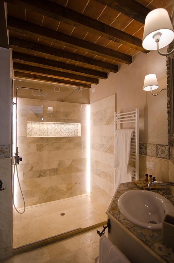 Dimora Dell'Erbe Rooms Montepulciano Stazione Exteriör bild